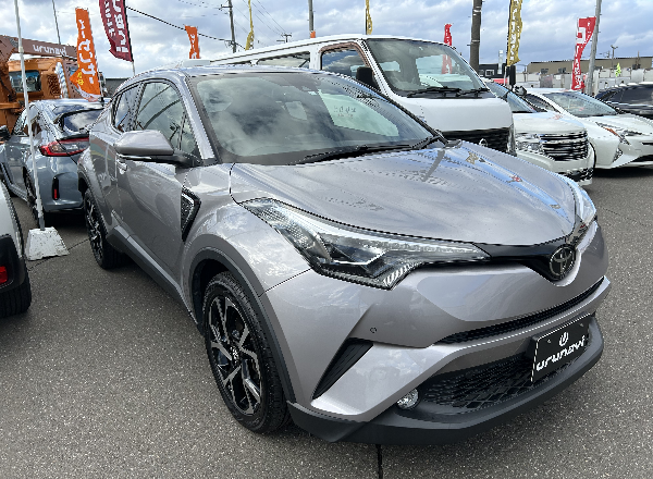 トヨタ　C-HR