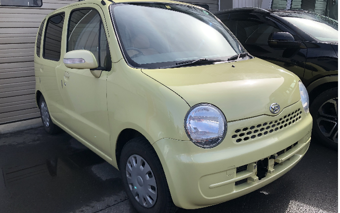 ダイハツ　ムーヴラテ