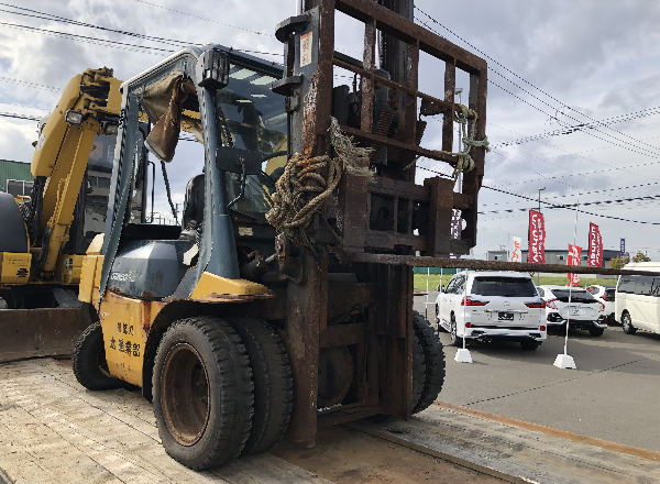 トヨタ　フォークリフトFD25